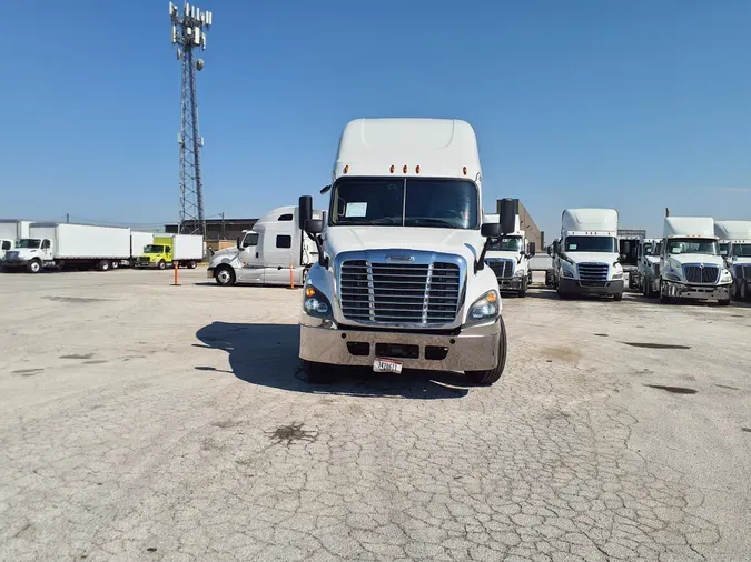 2019 FREIGHTLINER/MERCEDES CASCADIA 125