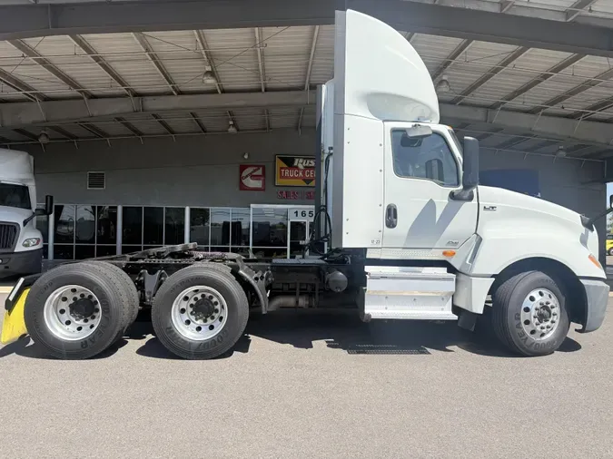 2020 International LT625