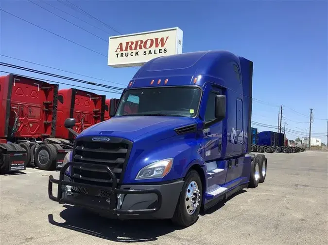 2021 FREIGHTLINER CA126