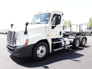 2015 Freightliner CASCADIA 125