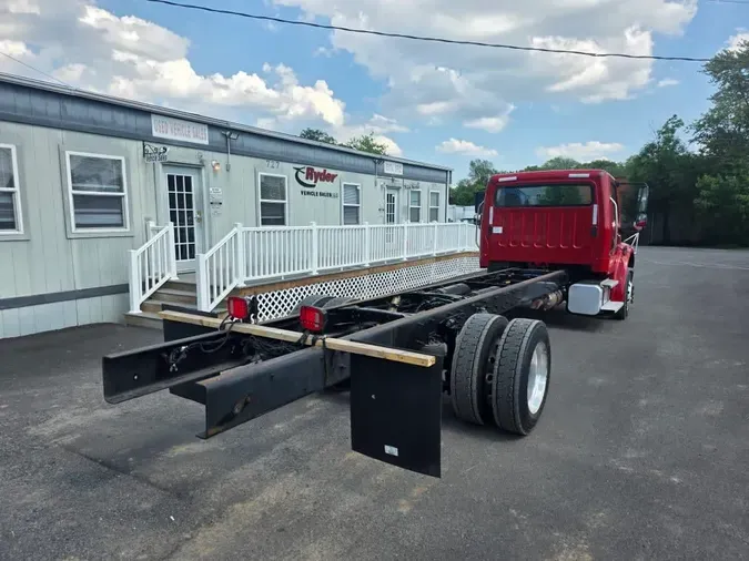2019 FREIGHTLINER/MERCEDES M2 106