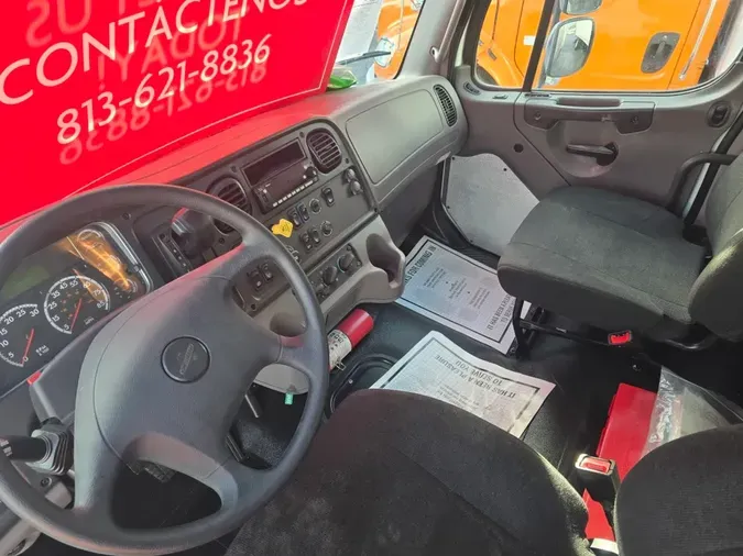 2020 FREIGHTLINER/MERCEDES M2 1066671a519352f8da457bac3991cb00ae7