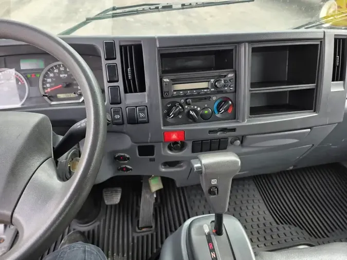 2020 ISUZU NPR