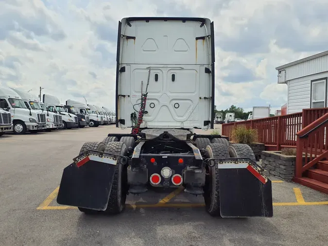 2019 FREIGHTLINER/MERCEDES CASCADIA 125