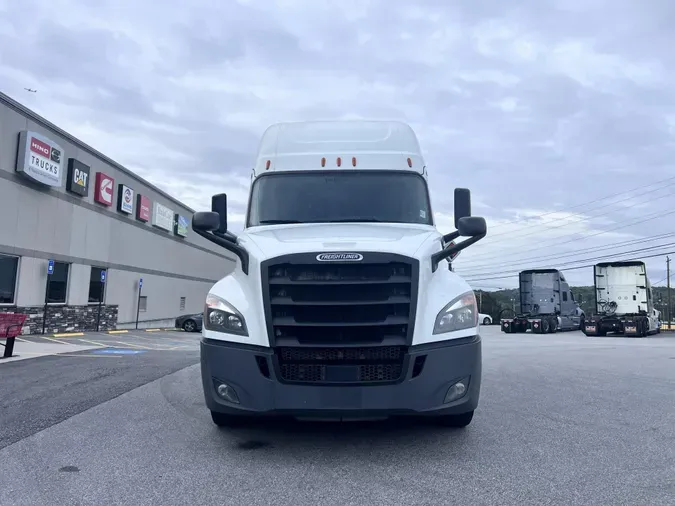 2020 Freightliner Cascadia