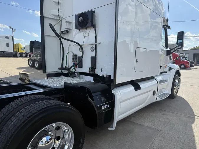 2022 Peterbilt 579