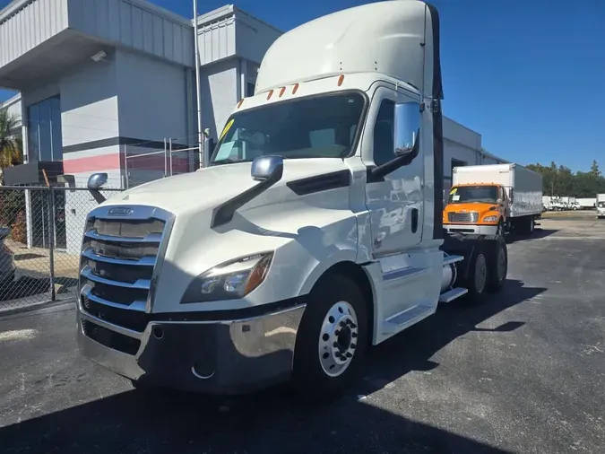 2019 FREIGHTLINER/MERCEDES NEW CASCADIA PX126646678ca0bb9aefc5e401887773c7cd326