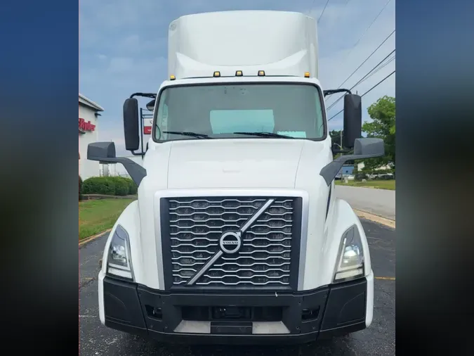 2019 VOLVO VNL64TRACTOR