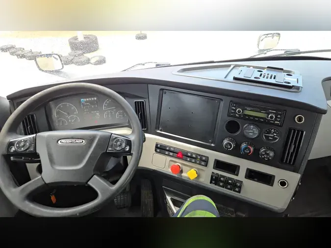 2019 Freightliner Cascadia 1266679bcfe3f67938d2d1a9bbf284ecfec