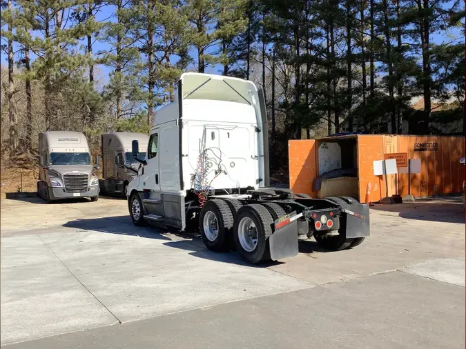 2020 Freightliner Cascadia