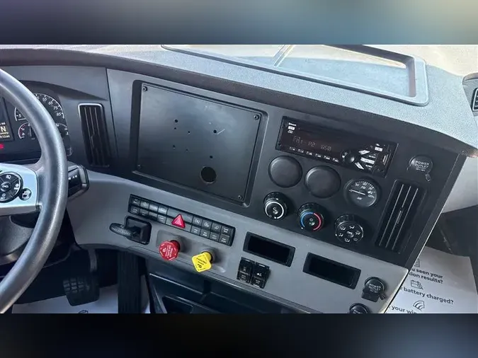 2019 FREIGHTLINER CA116667e4077f3dc5b75af392c045fd02ffd
