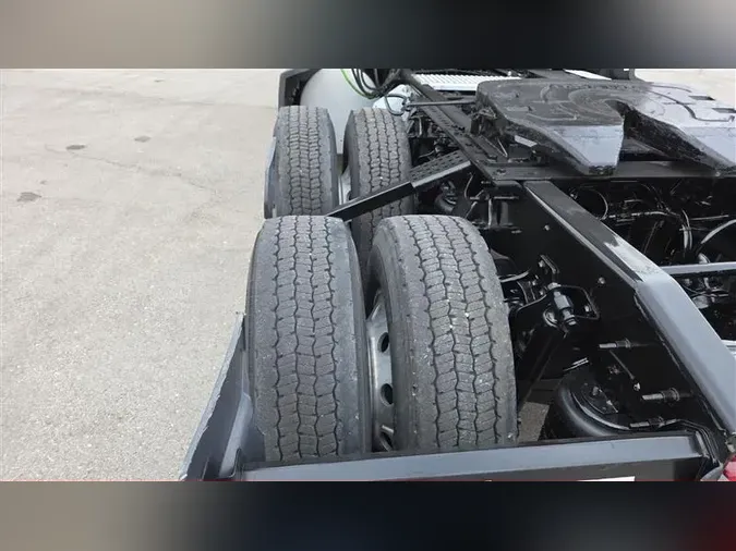 2022 INTERNATIONAL LT