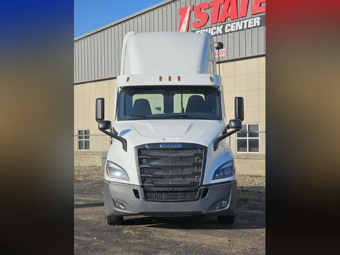 2025 Freightliner PE116DC