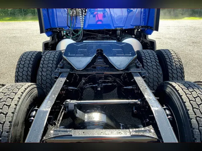 2022 INT LT625 6x4
