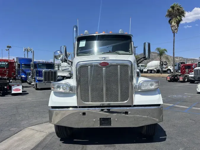 2021 Peterbilt 567