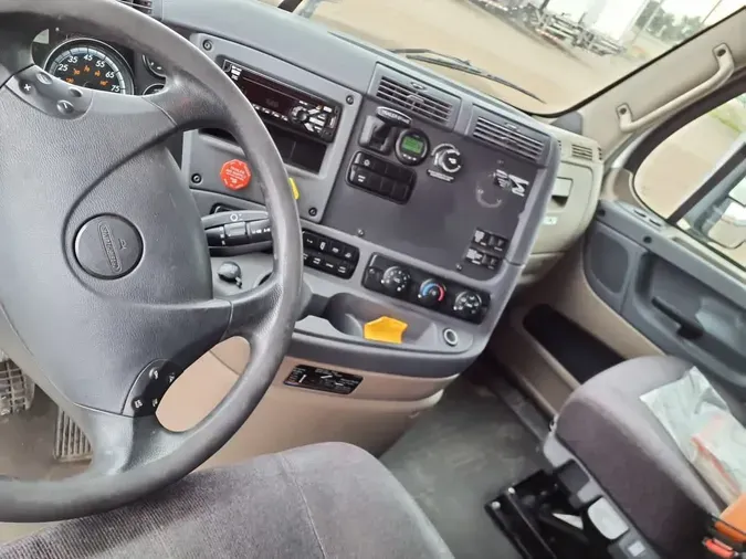 2018 FREIGHTLINER/MERCEDES CASCADIA 125