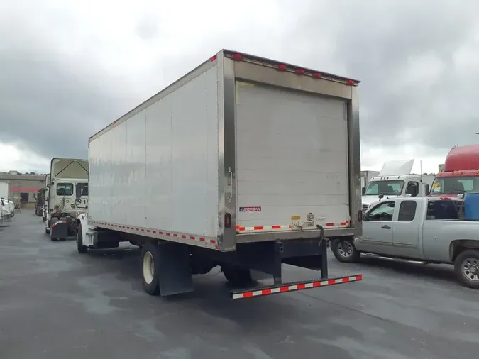 2019 FREIGHTLINER M2 106