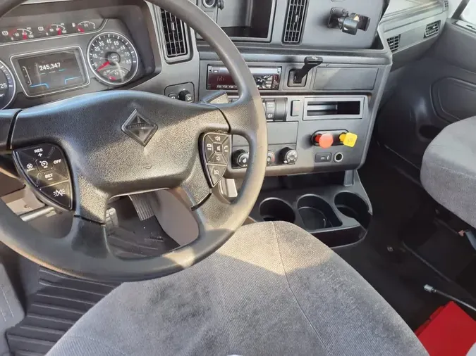 2019 NAVISTAR INTERNATIONAL RH613 DAYCAB S/A668a4e4e62d06c5cbe21d85c3f1f8a7d