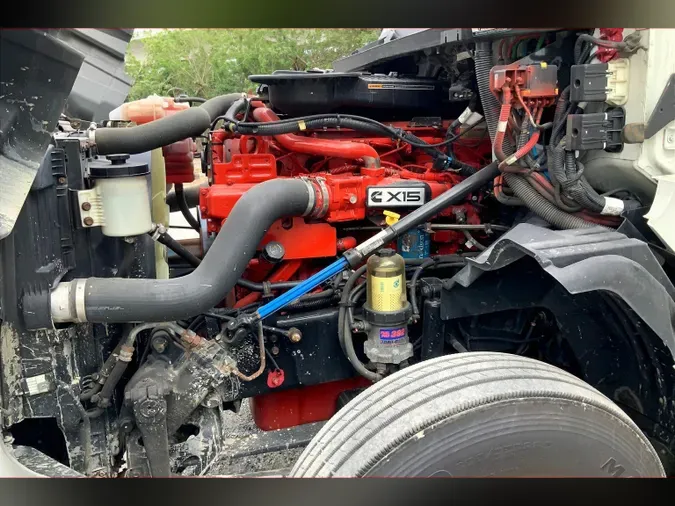 2022 INT LT625 6x4