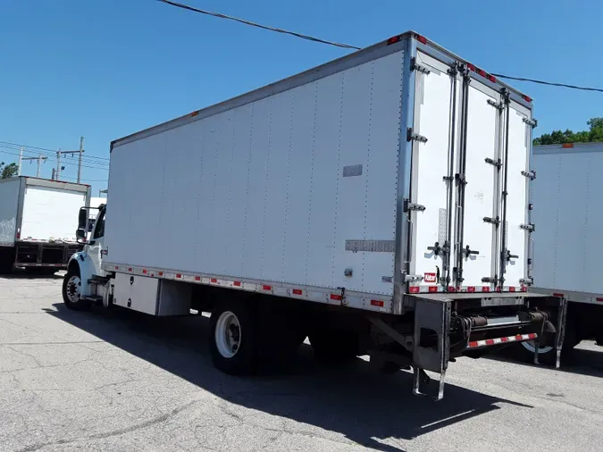 2017 FREIGHTLINER/MERCEDES M2 106