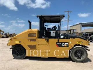 2017 Caterpillar CW34