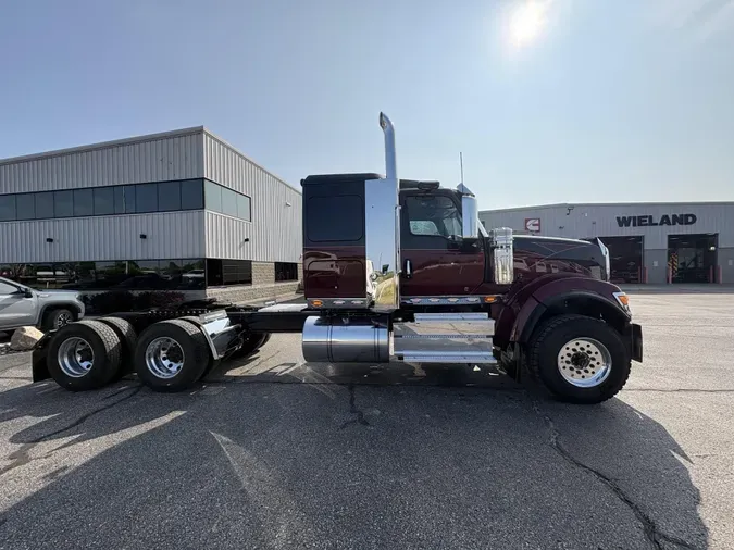 2027 International HX520 SLEEPER6694e3b30217350708ec9e696fd8a66e
