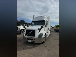 2016 VOLVO VNL64T670