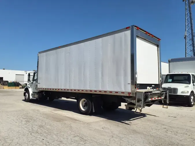 2019 FREIGHTLINER M2 106