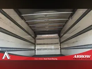 2019 HINO 195