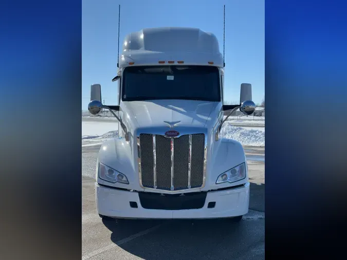 2023 PETERBILT 579