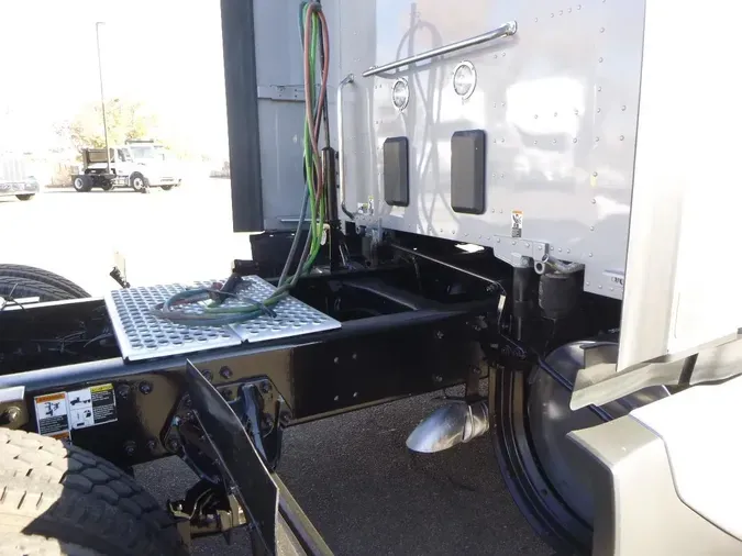 2024 Kenworth T68066a00730343cc17d06254476450b4a00