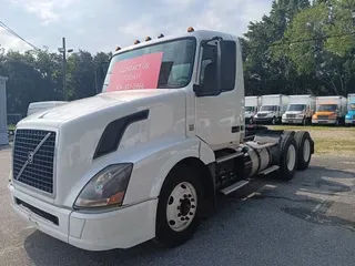 2017 VOLVO VNL64TRACTOR