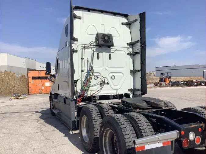 2021 Freightliner Cascadia