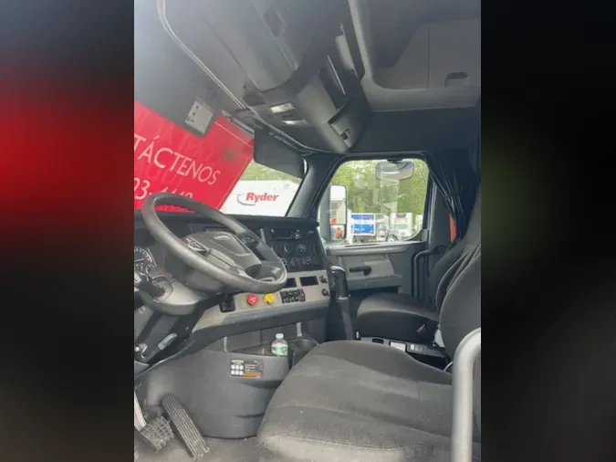 2019 FREIGHTLINER NEW CASCADIA PX12664