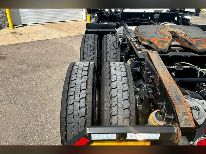 2022 INT LT625 6x4