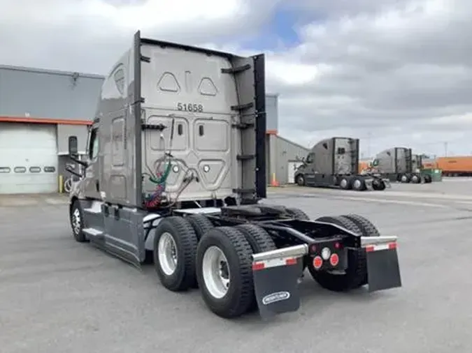 2021 Freightliner Cascadia