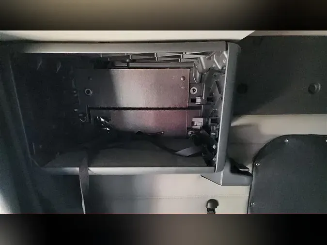 2019 FREIGHTLINER CA126