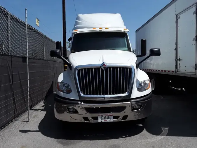 2019 NAVISTAR INTERNATIONAL LT625 SLPR CAB