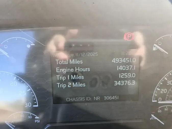 2022 VOLVO VNL64T74066afc4fdf672670f17896861dcc9086f