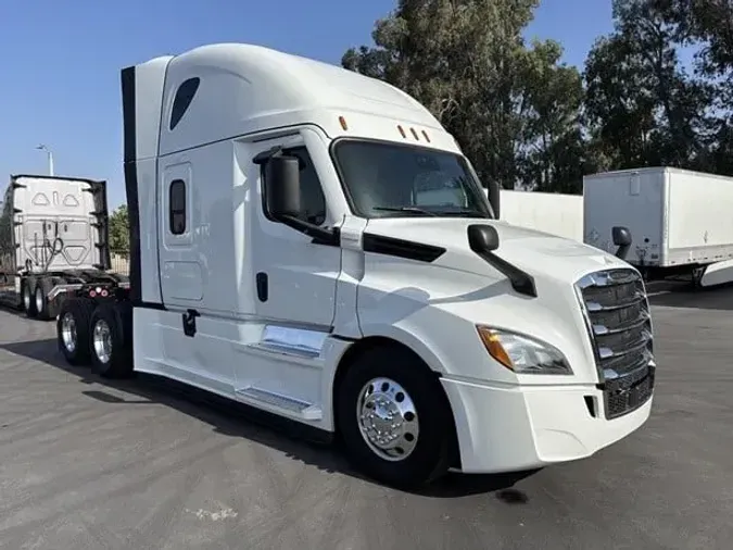 2020 FREIGHTLINER CA12666b08e363157b8fcbf2082b48e25fca0
