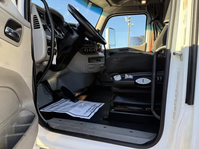 2021 Peterbilt 57966b0dbb12e3baf28260aa474da78d605