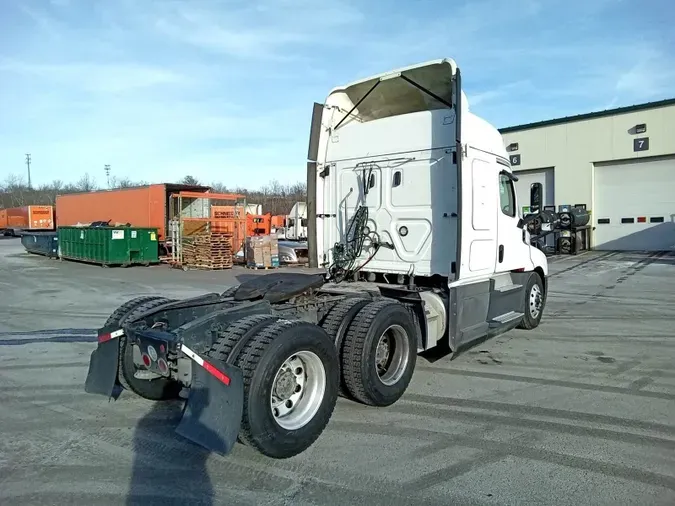 2020 Freightliner Cascadia