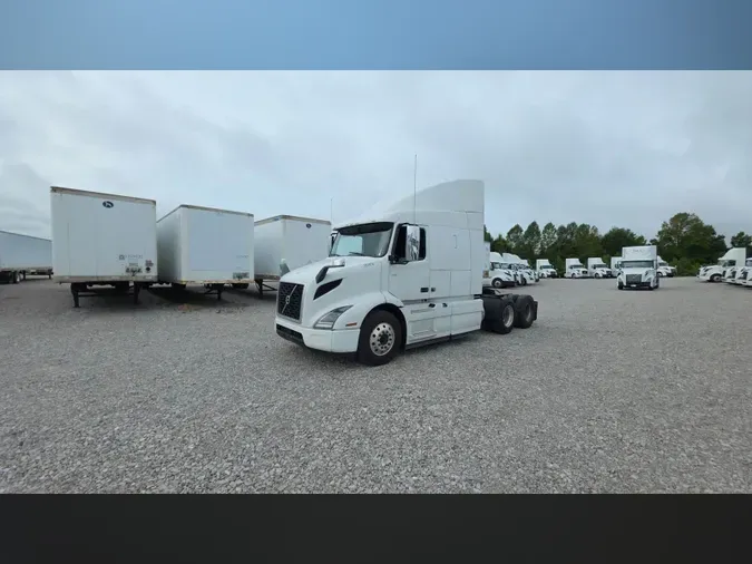 2019 Volvo VNL 740