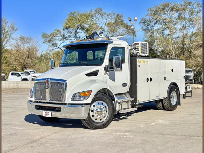 2025 KENWORTH T380