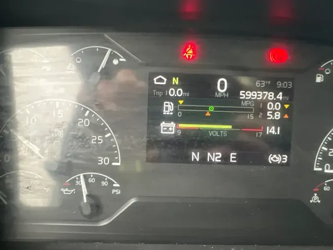 2020 VOLVO VNR64T-64066b978659a6031e66c18259da0c7aa16