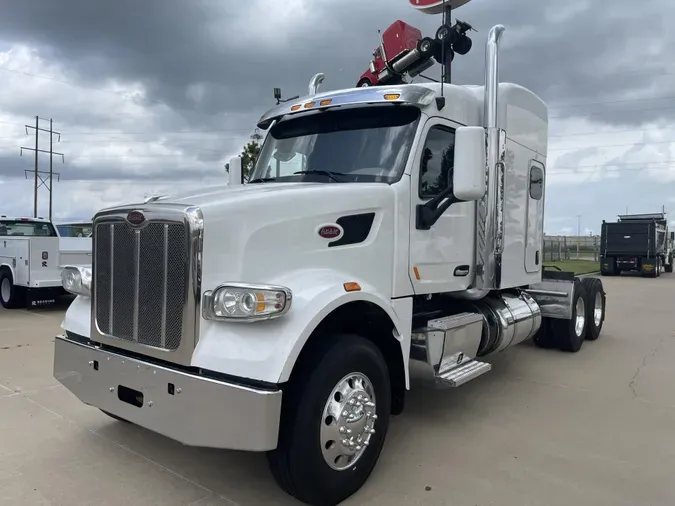 2020 Peterbilt 567