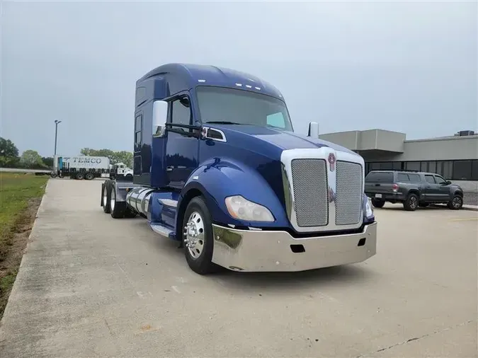 2021 KENWORTH T680