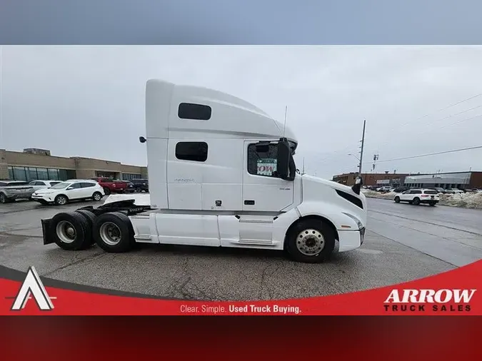 2021 VOLVO VNL64T760