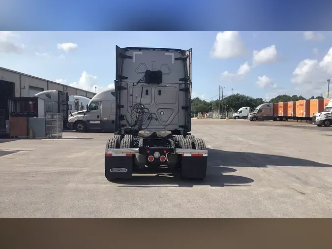 2023 Freightliner Cascadia 12666bf120fd58f7a0ded9804f0b3ba02dc