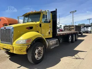 2014 PETERBILT 348